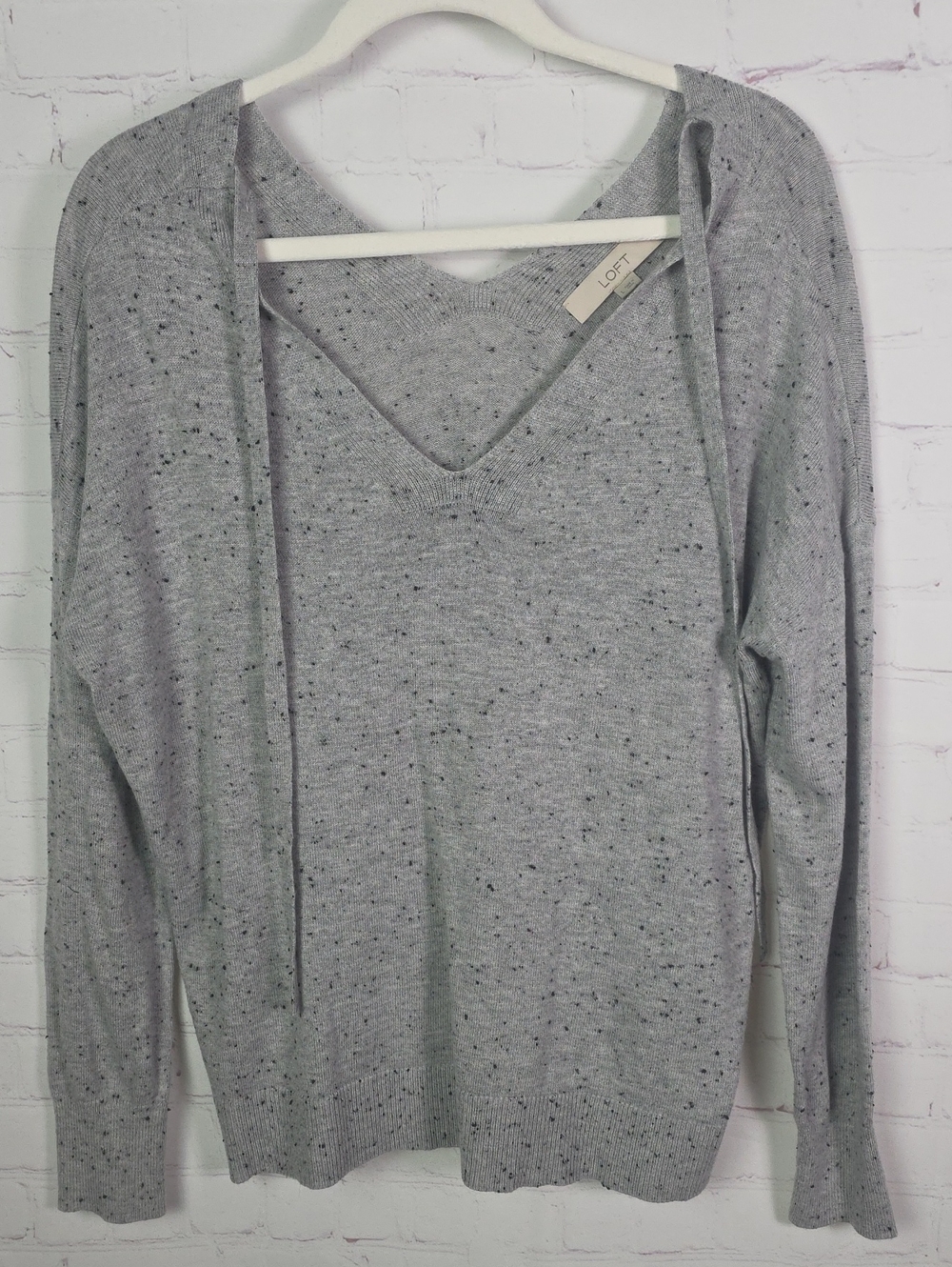 LOFT Gray Speckled Large V-Neck Pullover Sweater